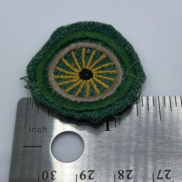 Vintage Girl Scouts Badge Lot of Three 40s-50s Personal Heath Cyclist Dancer - Picture 3 of 5